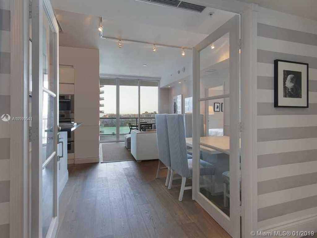 CONTINUUM ON SOUTH BEACH - Residential