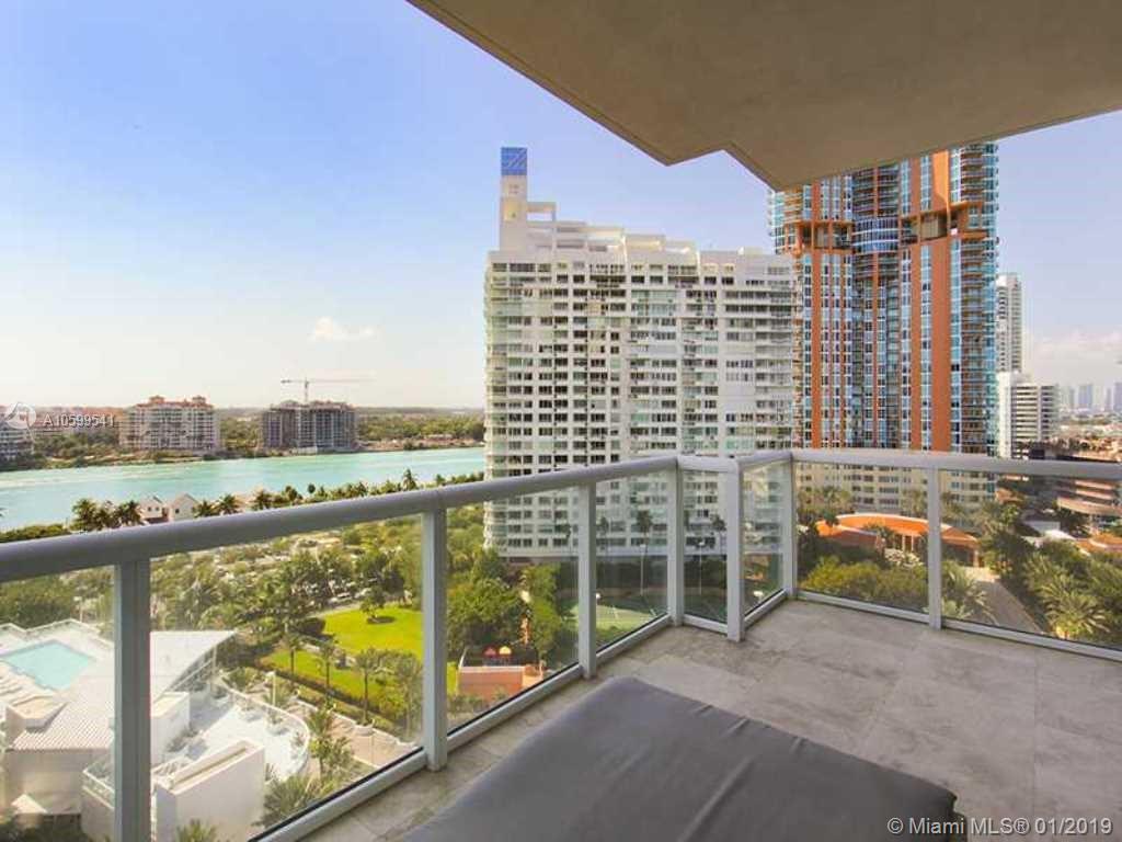 CONTINUUM ON SOUTH BEACH - Residential