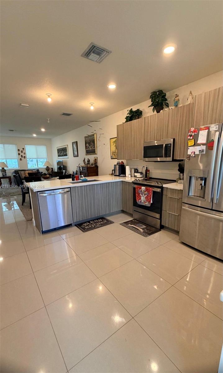 LANDMARK AT DORAL CONDO N - Residential