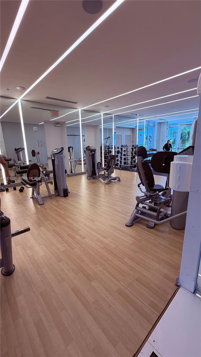 LANDMARK AT DORAL CONDO N - Residential