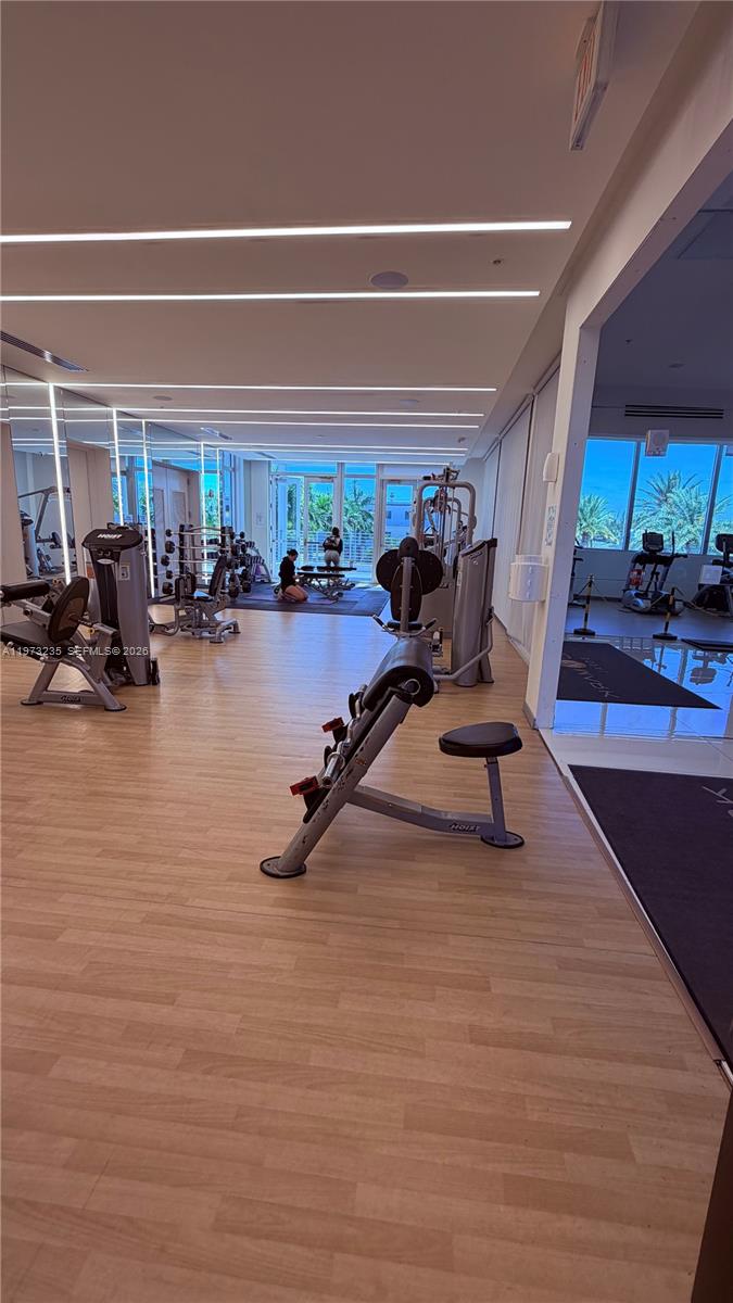 LANDMARK AT DORAL CONDO N - Residential