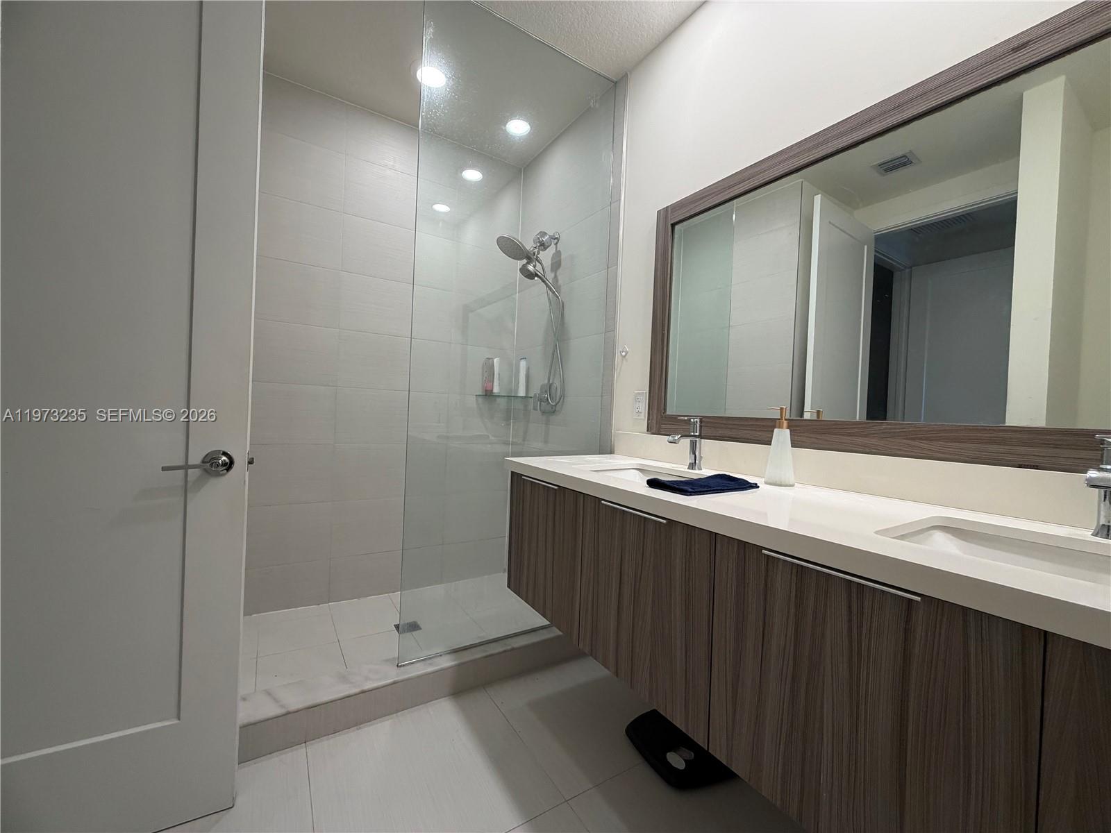 LANDMARK AT DORAL CONDO N - Residential