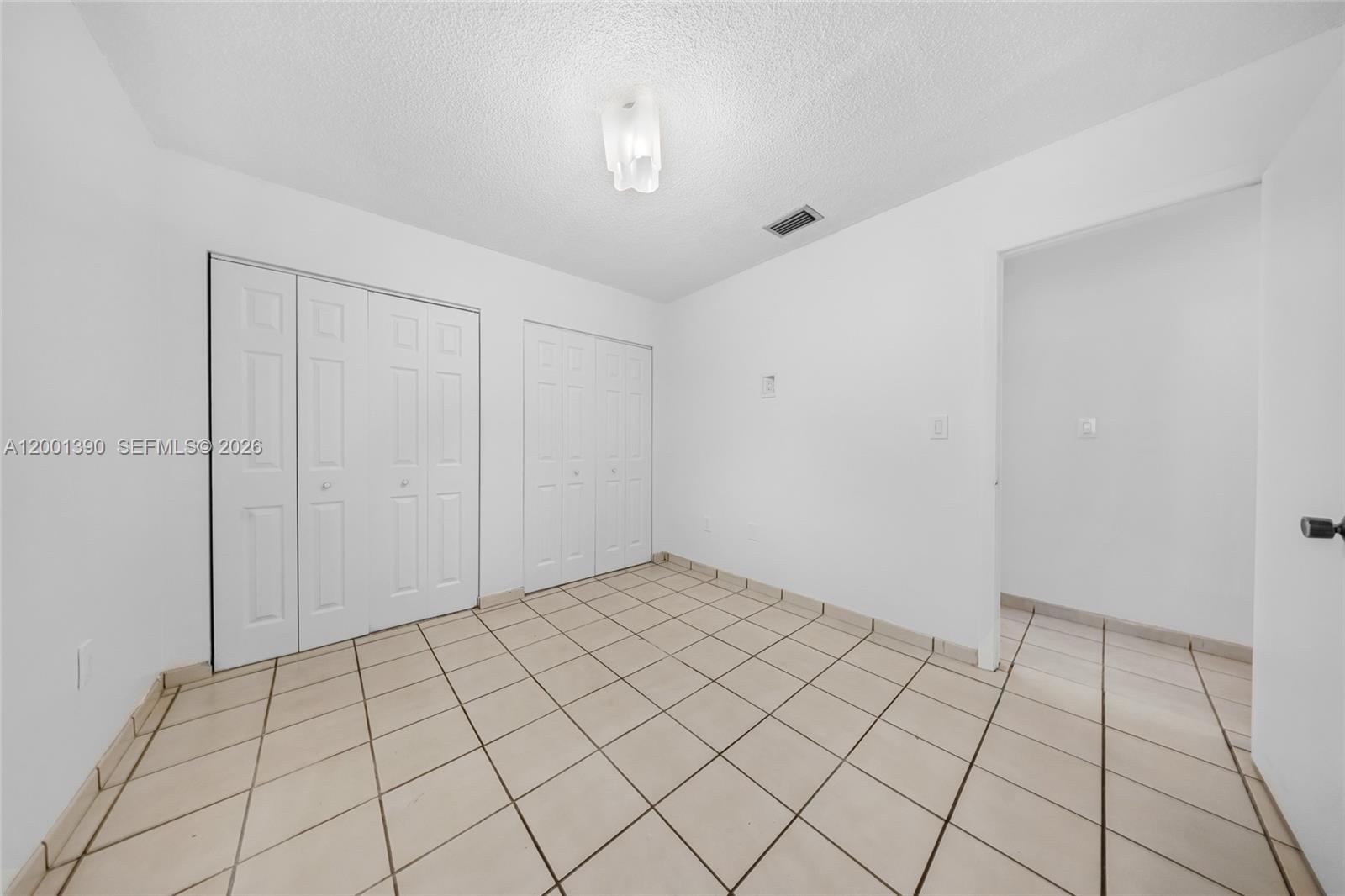 SWEETWATER HILLS - Residential Lease