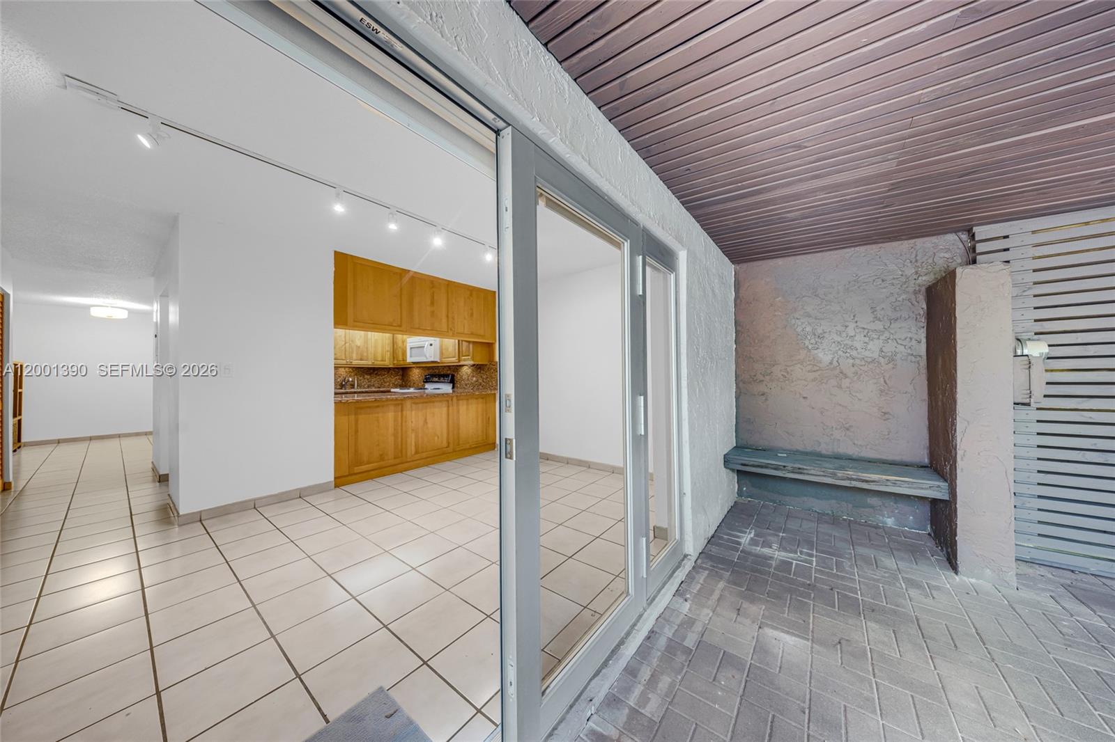 SWEETWATER HILLS - Residential Lease