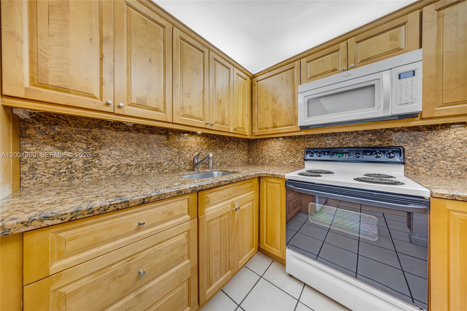 SWEETWATER HILLS - Residential Lease