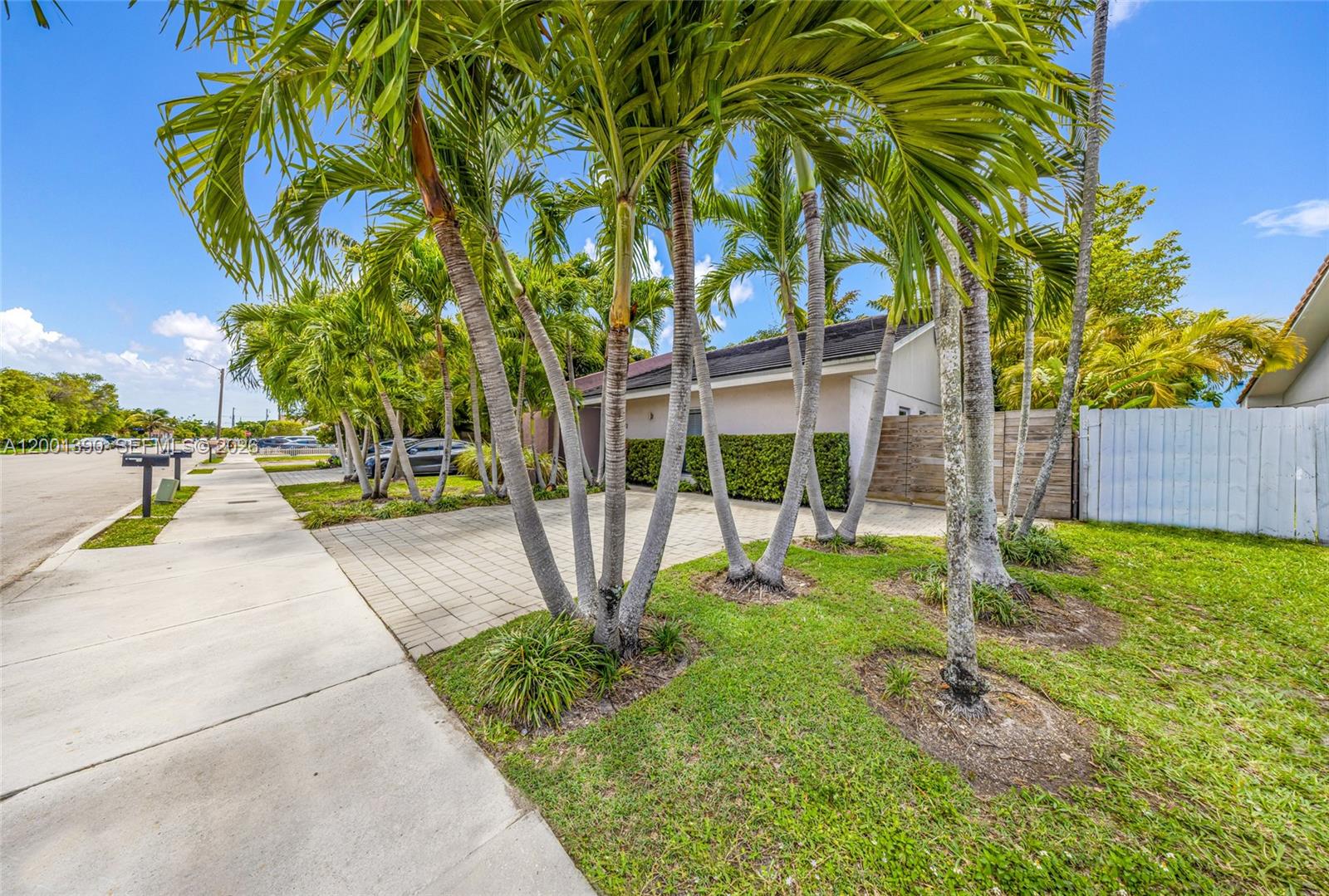 SWEETWATER HILLS - Residential Lease