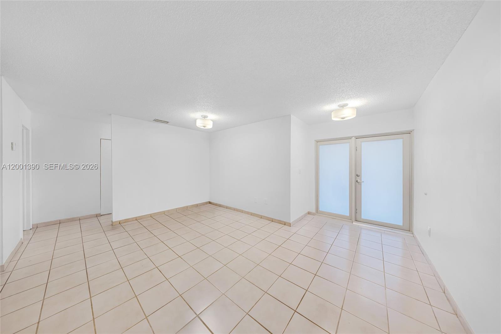 SWEETWATER HILLS - Residential Lease