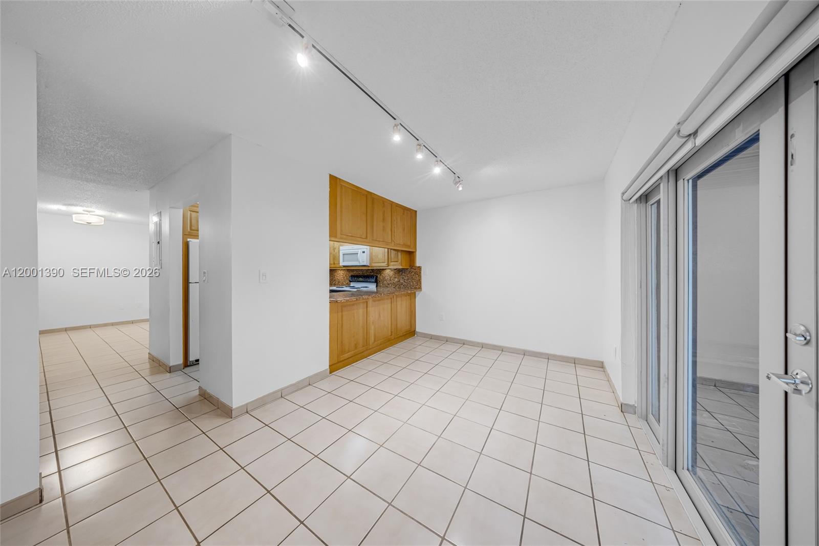 SWEETWATER HILLS - Residential Lease