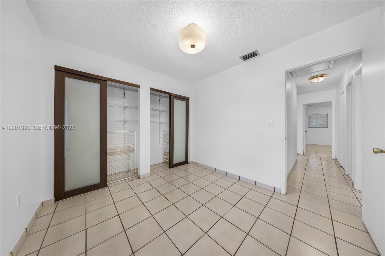 SWEETWATER HILLS - Residential Lease