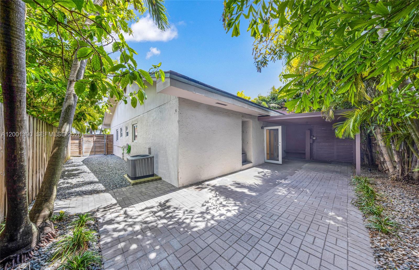 SWEETWATER HILLS - Residential Lease