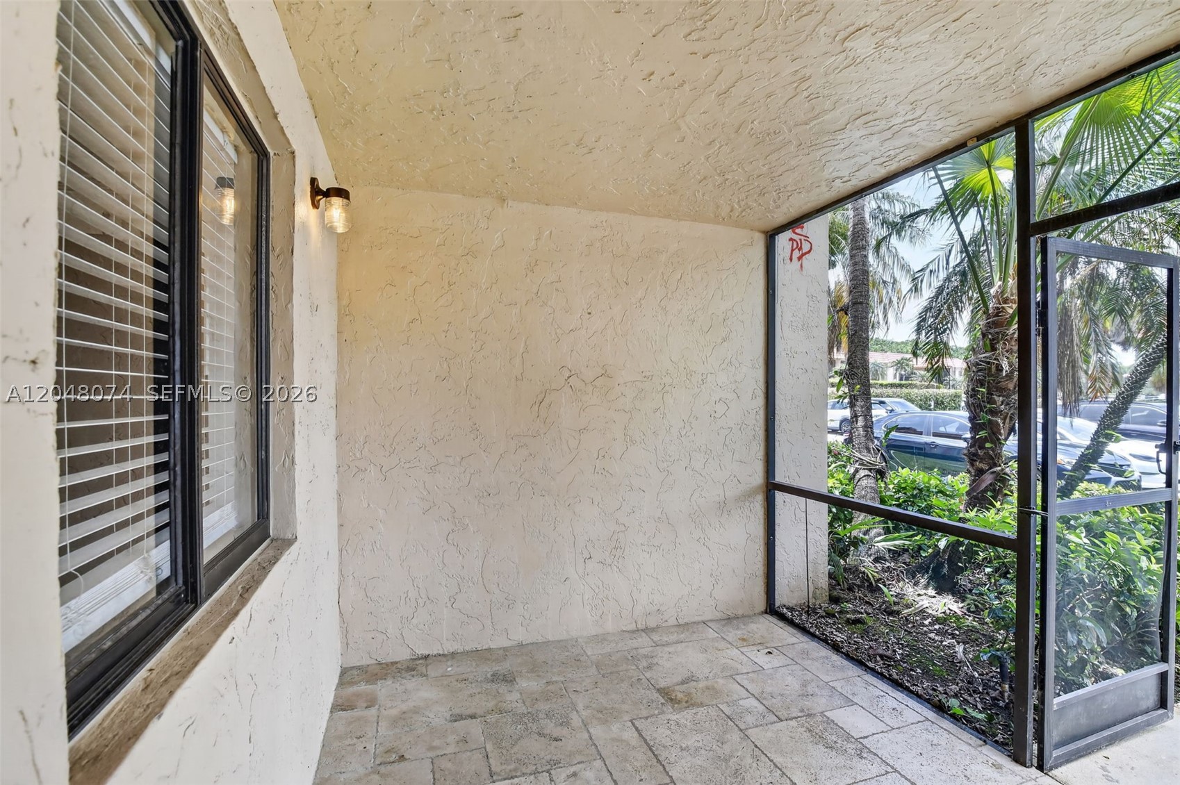 359 Lakeview Dr 102