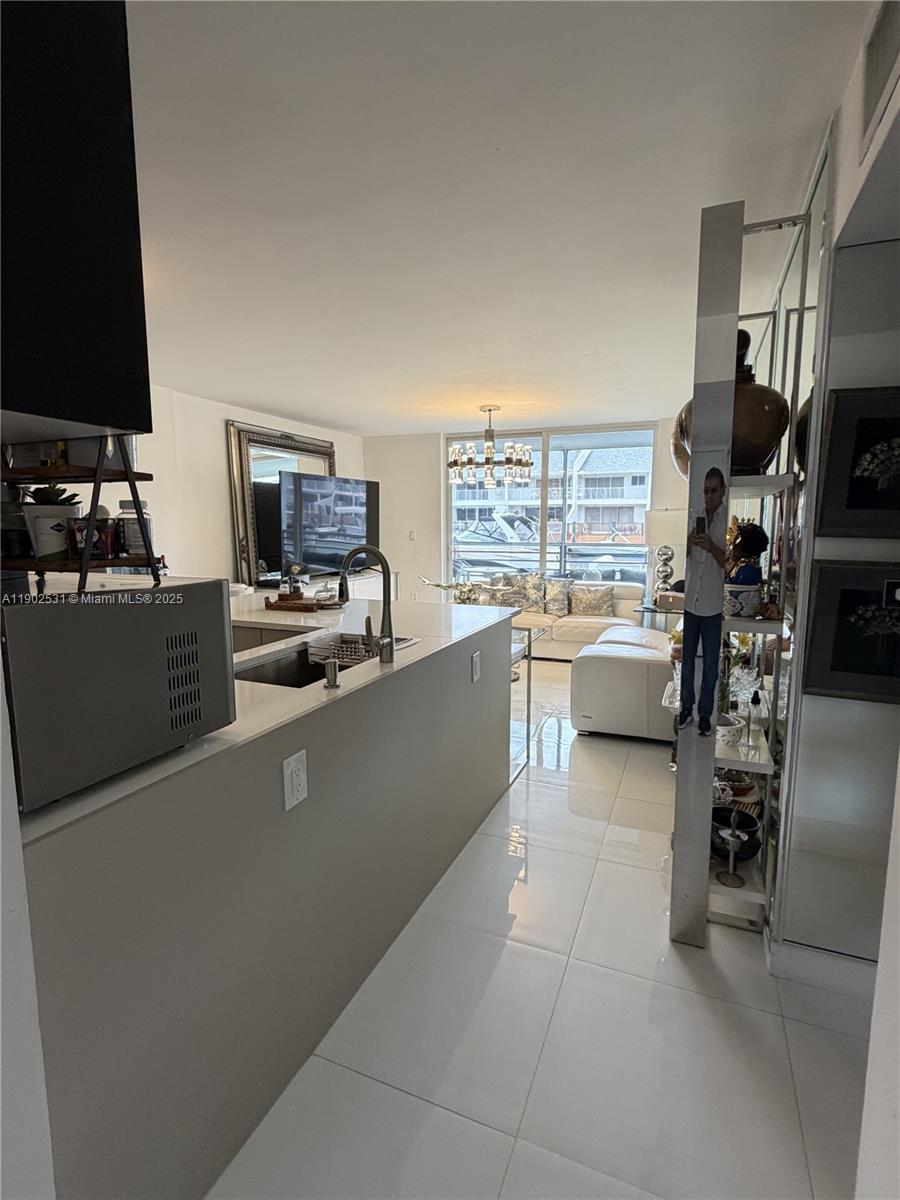 EDEN ISLES CONDO NO 6 - Residential