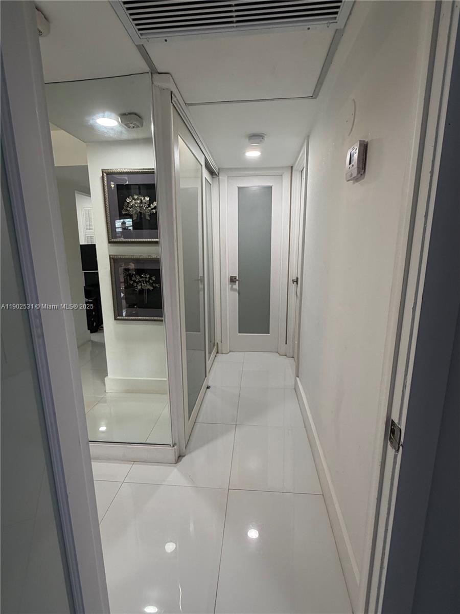 EDEN ISLES CONDO NO 6 - Residential