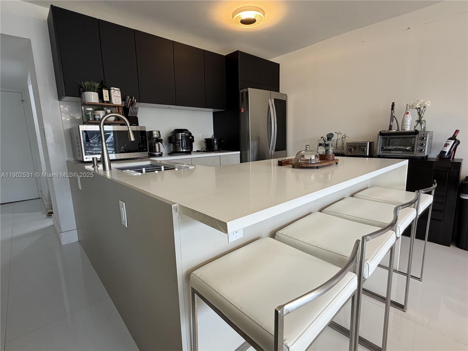 EDEN ISLES CONDO NO 6 - Residential