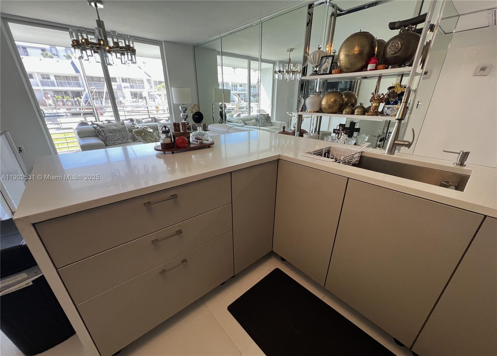 EDEN ISLES CONDO NO 6 - Residential