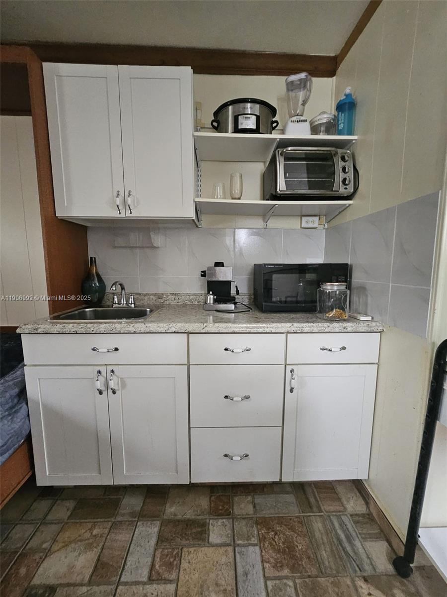 ESTATES OF FORT LAUDERDALE - Residential