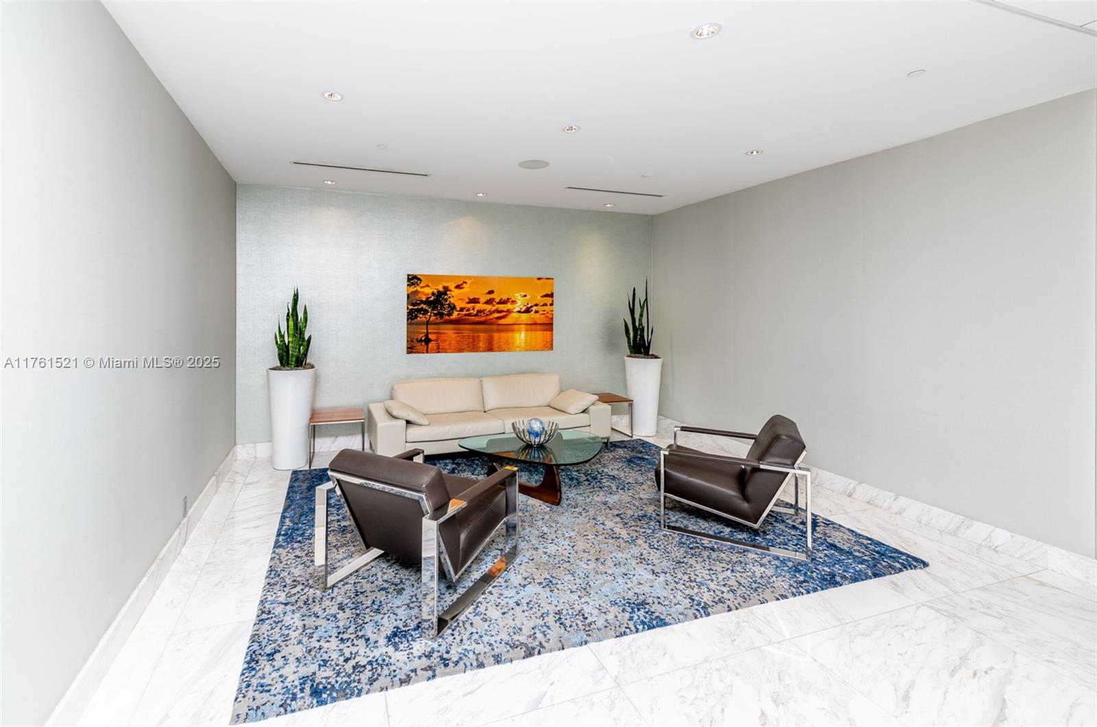 10155 Collins Ave 1009