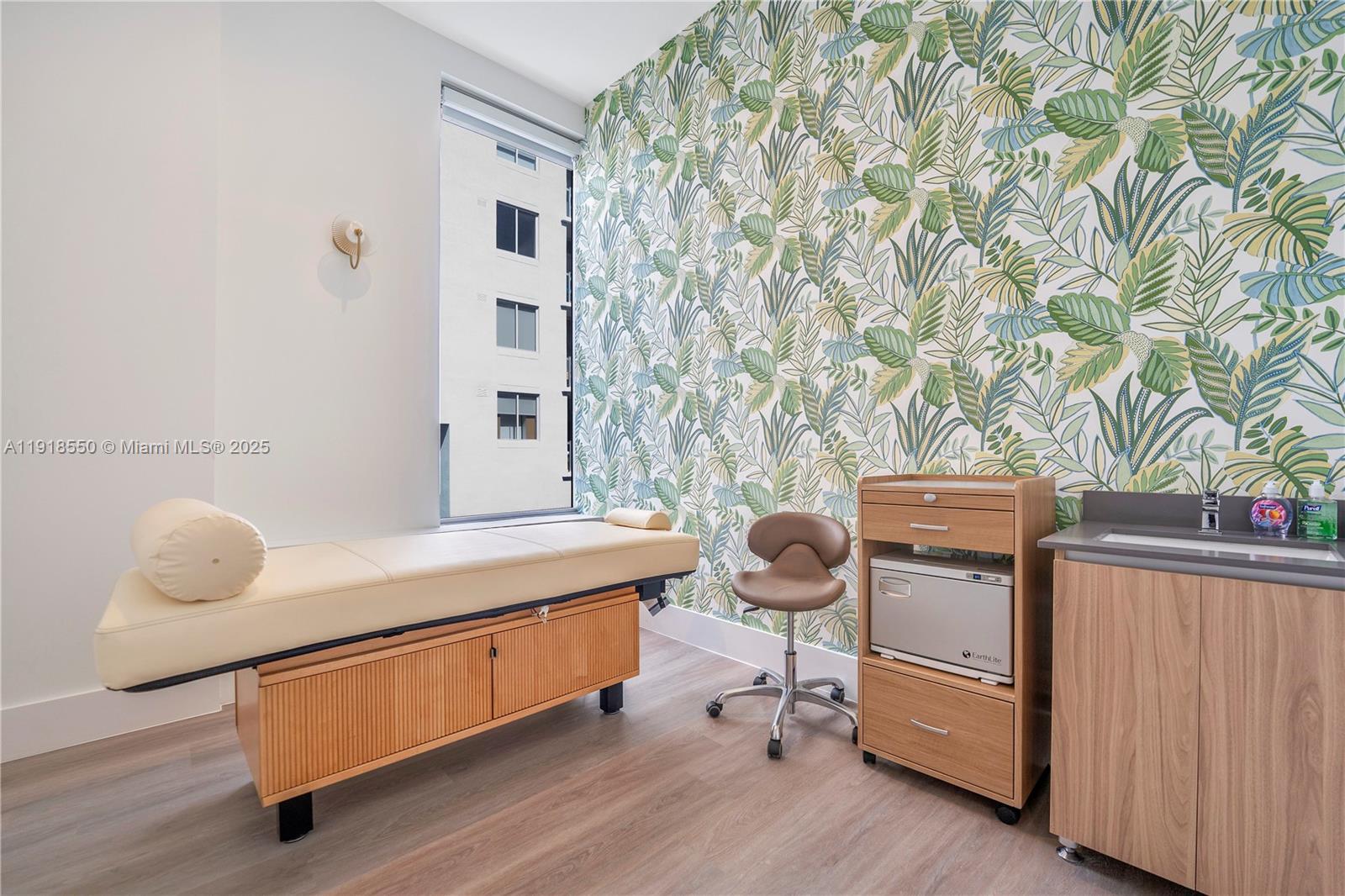 MIDTOWN DORAL CONDO 2 - Residential