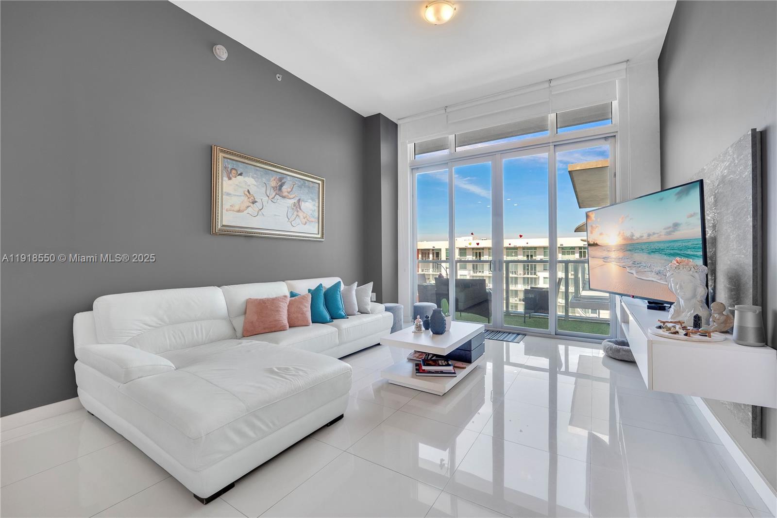 MIDTOWN DORAL CONDO 2 - Residential