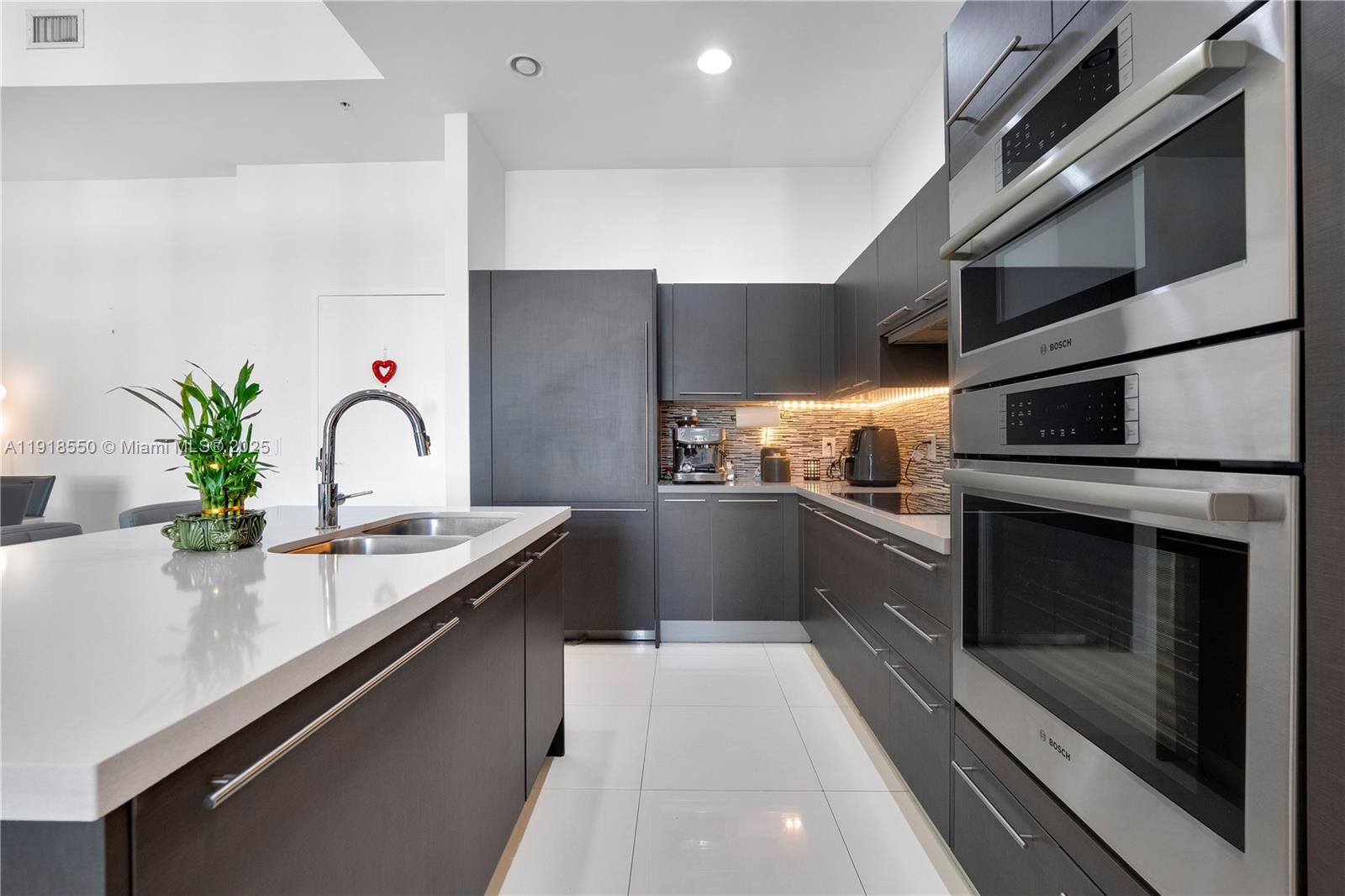 7751 NW 107th Ave 807