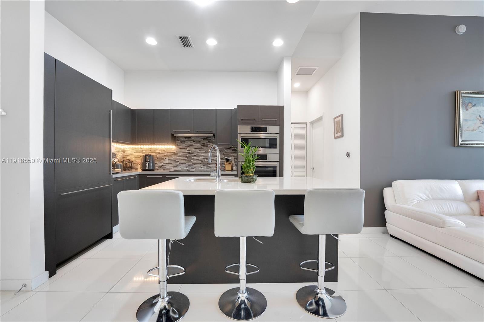 7751 NW 107th Ave 807