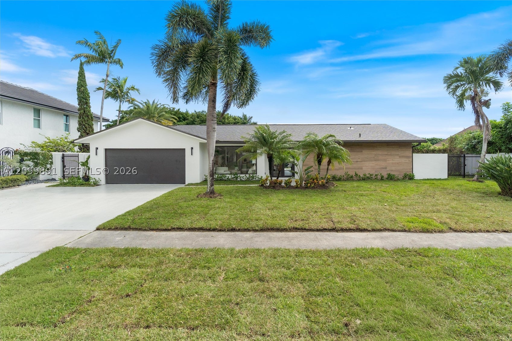 3512 Diane Dr