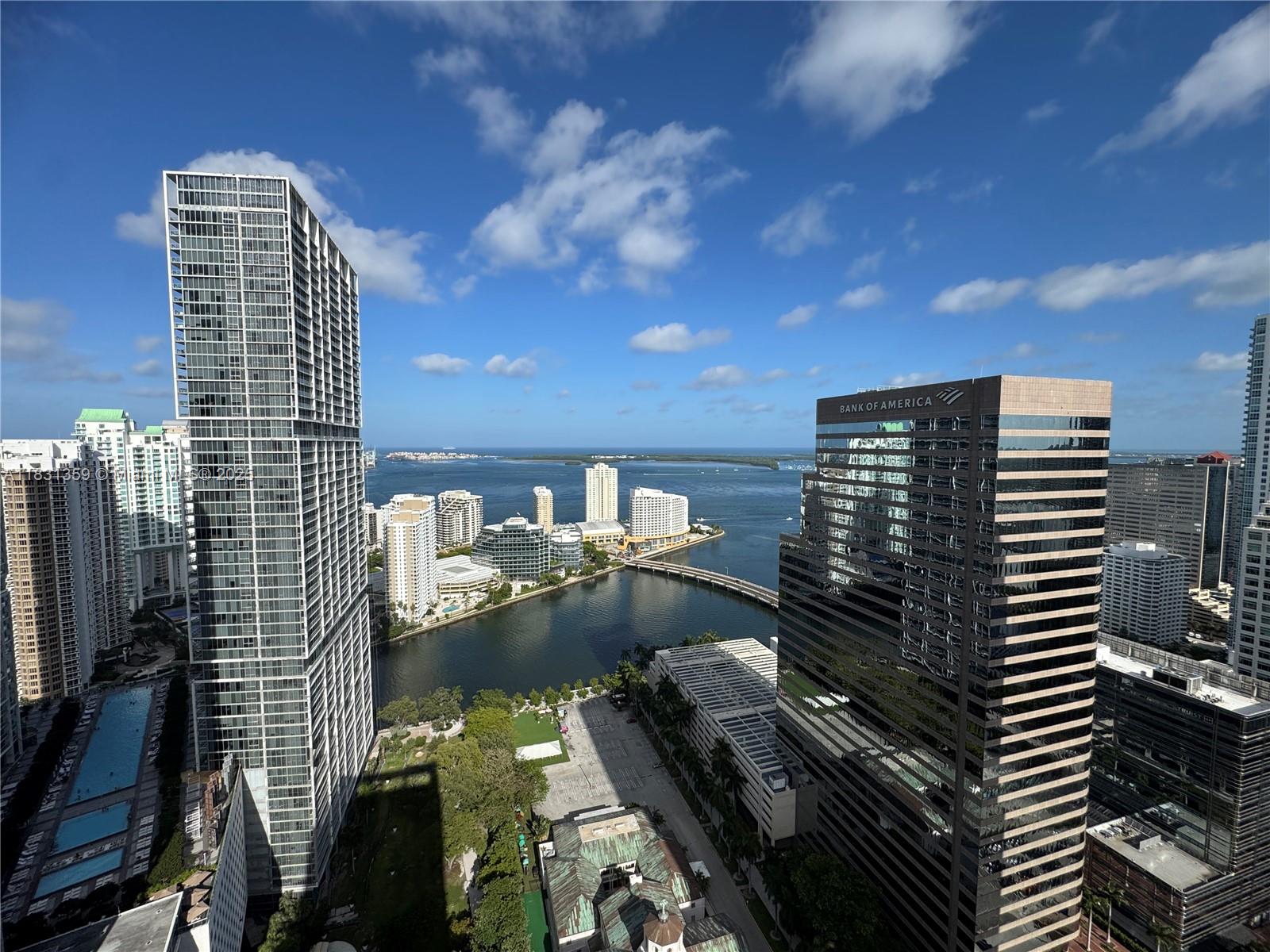 500 BRICKELL WEST CONDO - Residential