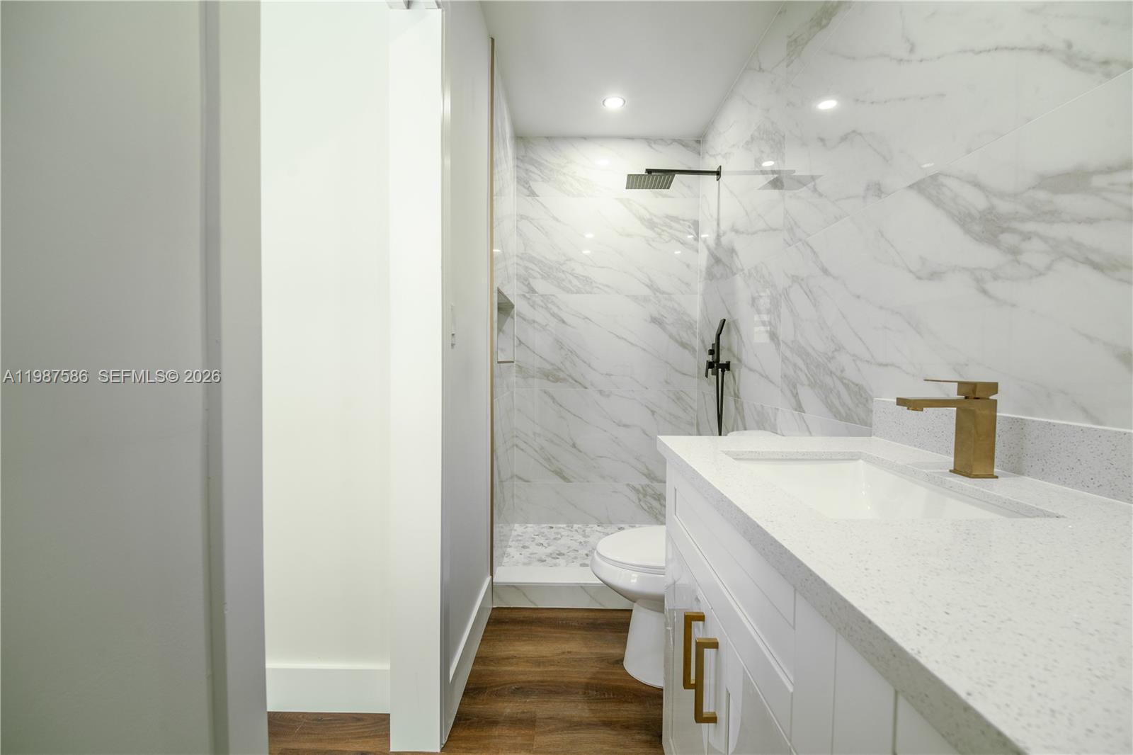 BISCAYNE GARDENS SEC E PT - Residential