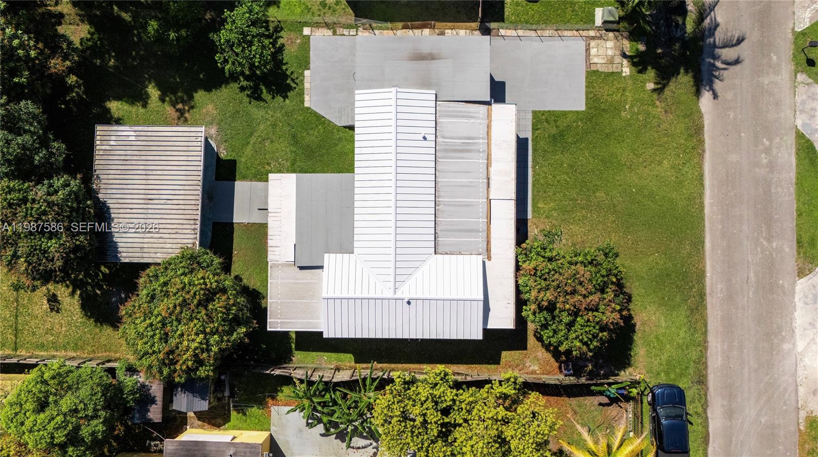 BISCAYNE GARDENS SEC E PT - Residential