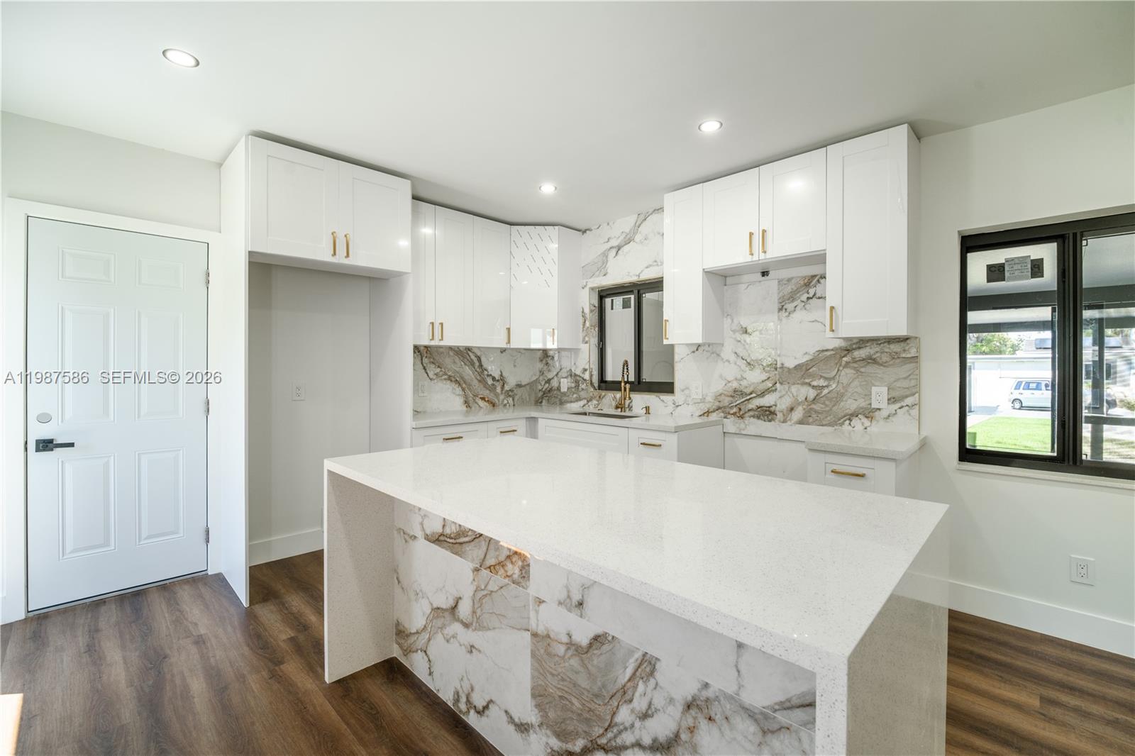 BISCAYNE GARDENS SEC E PT - Residential