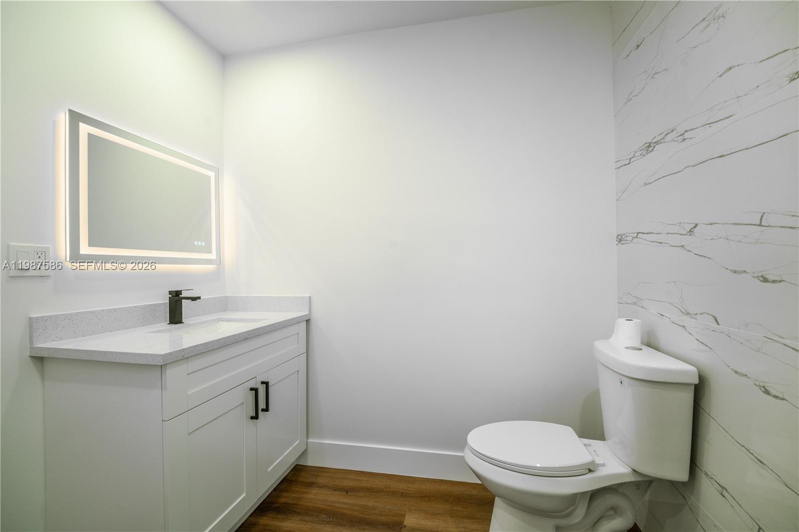 BISCAYNE GARDENS SEC E PT - Residential