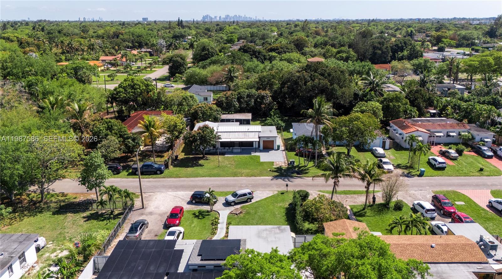 BISCAYNE GARDENS SEC E PT - Residential