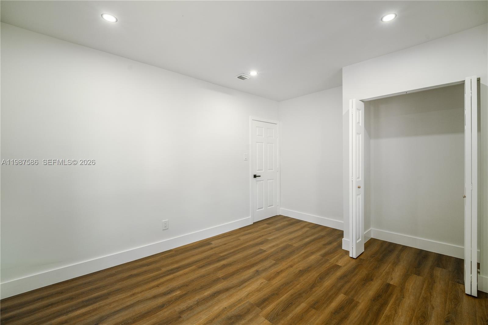 BISCAYNE GARDENS SEC E PT - Residential