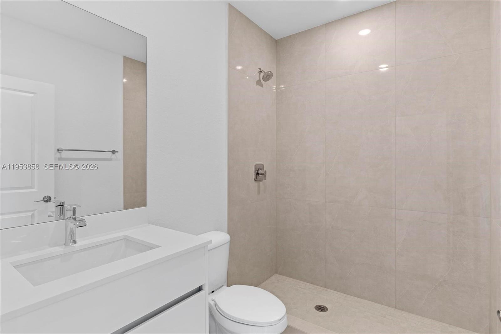 SUNRISE ESTATES - Residential