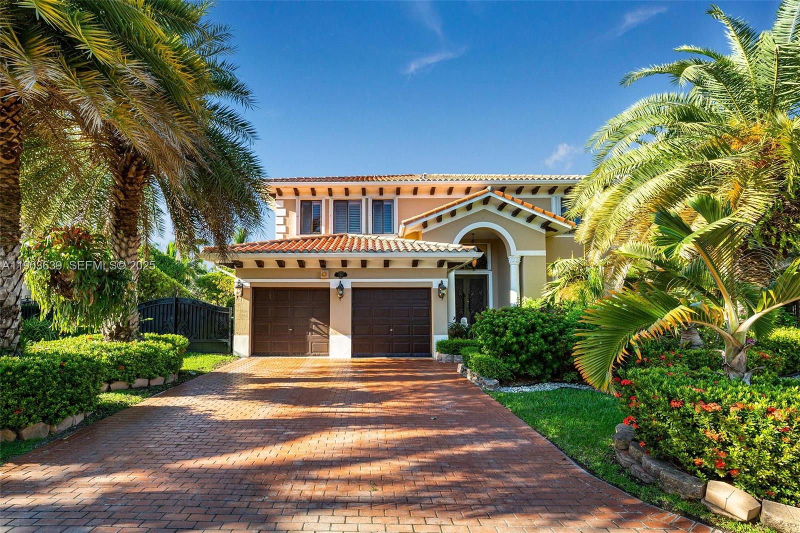 CUTLER CAY - Residential