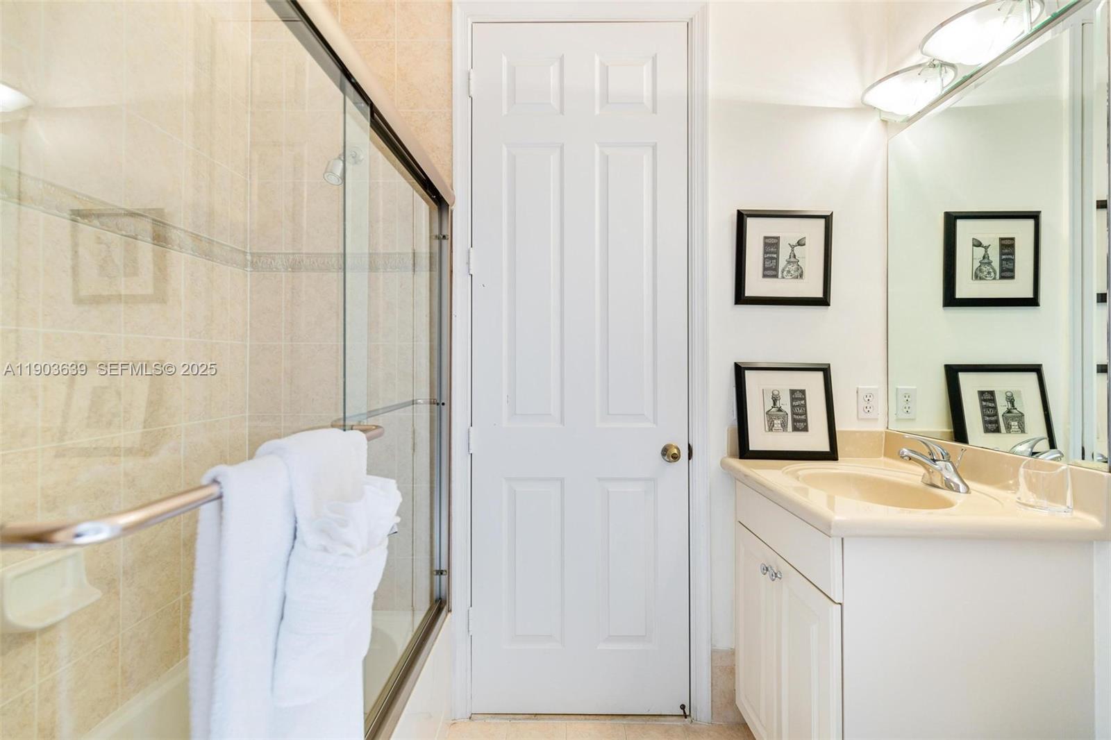 CUTLER CAY - Residential