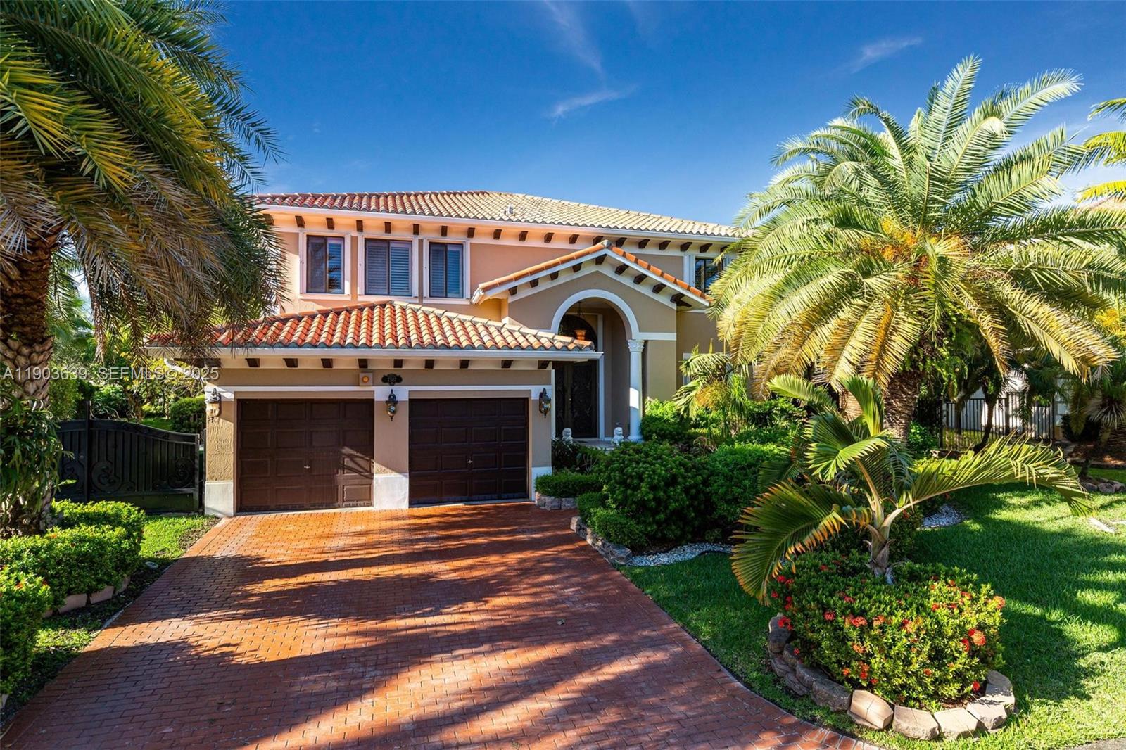 CUTLER CAY - Residential