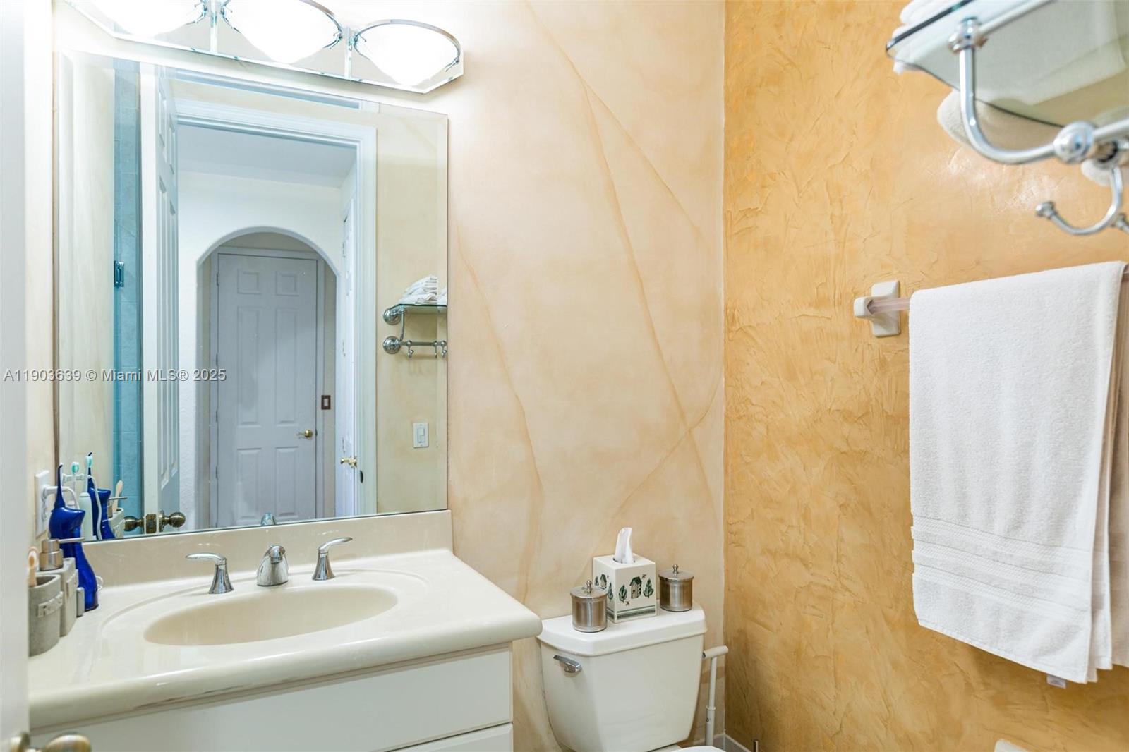 CUTLER CAY - Residential