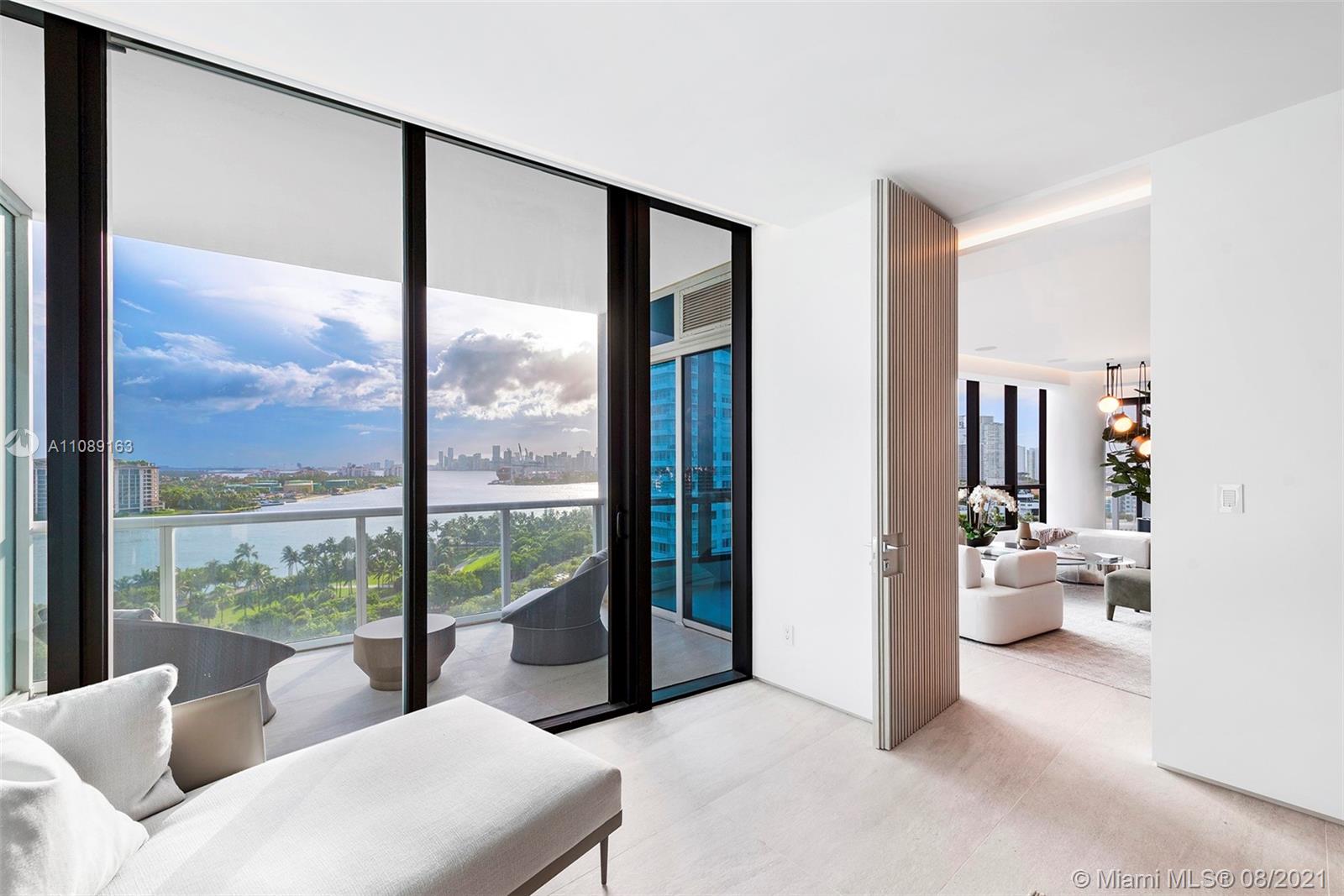 CONTINUUM ON SOUTH BEACH - Residential