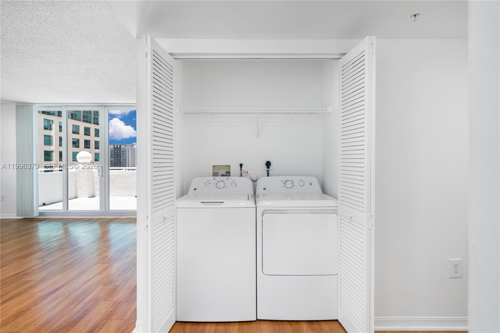 1111 Brickell Bay Dr 211