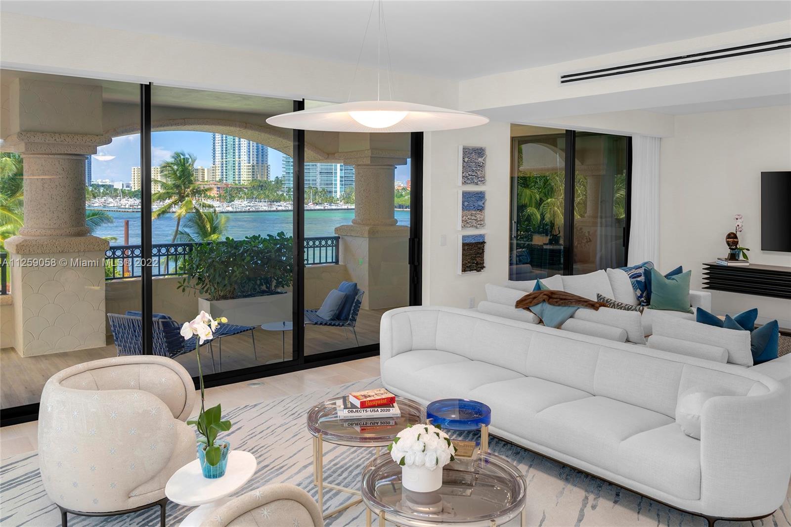 FISHER ISLAND - Residential