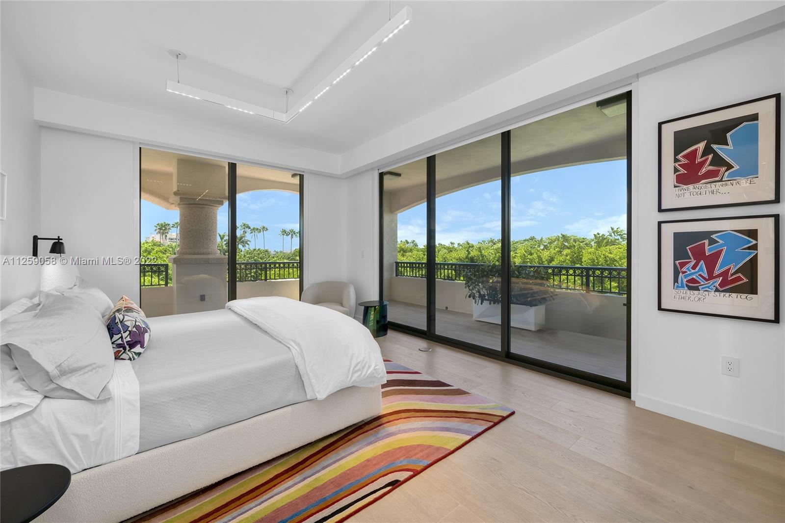 FISHER ISLAND - Residential