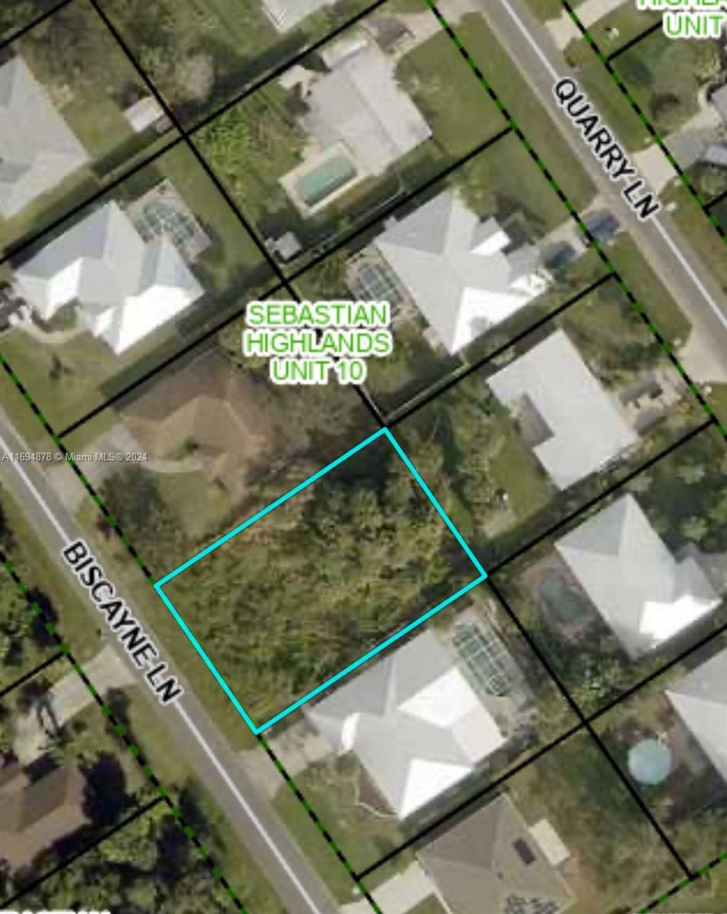 Photo of 322 Biscayne Ln, Sebastian, FL 32958 (MLS # A11694878)