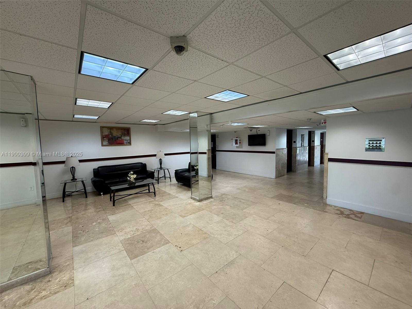 MANORS OF INVERRARY XI - Residential Lease