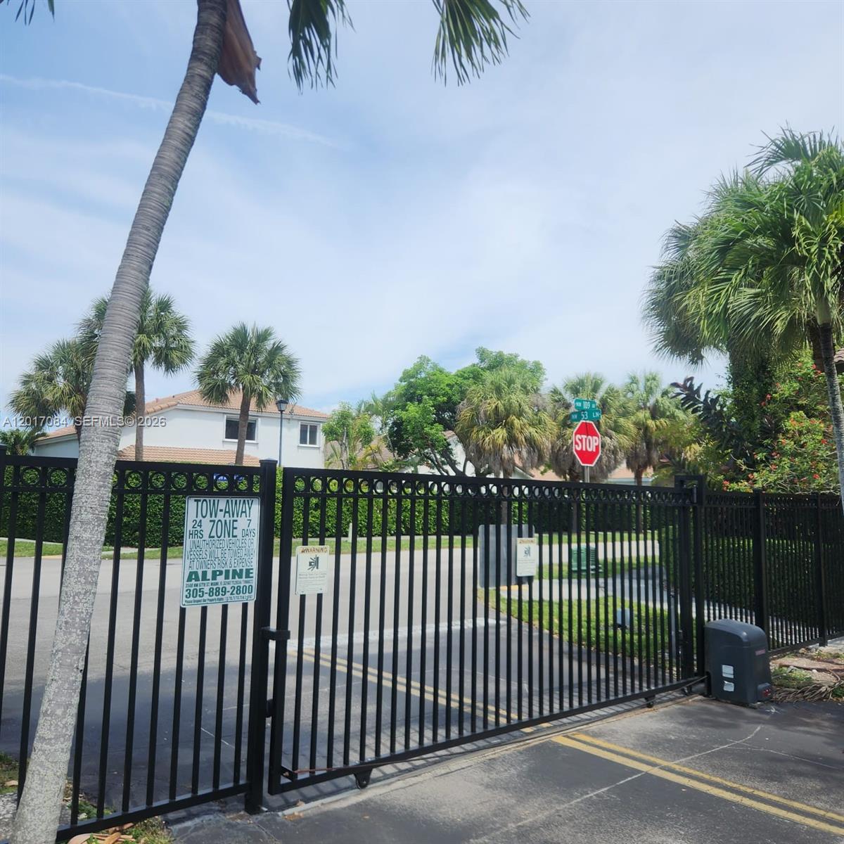 THE RESERVE AT DORAL - Residential Lease