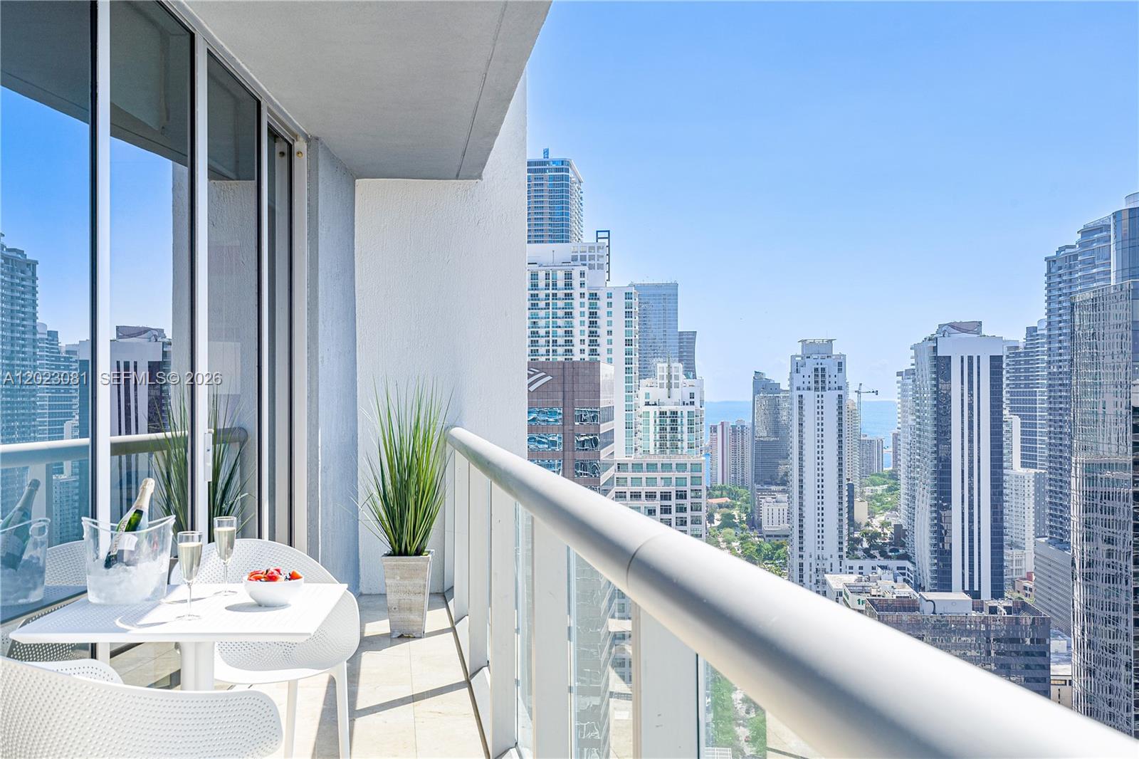 ICON BRICKELL CONDO NO 3 - Residential