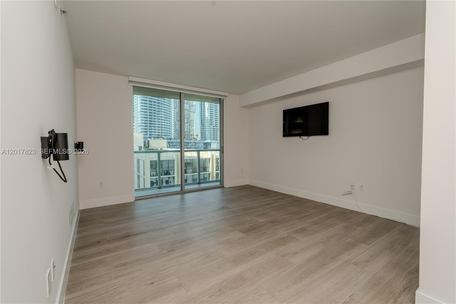 500 BRICKELL EAST CONDO - Residential
