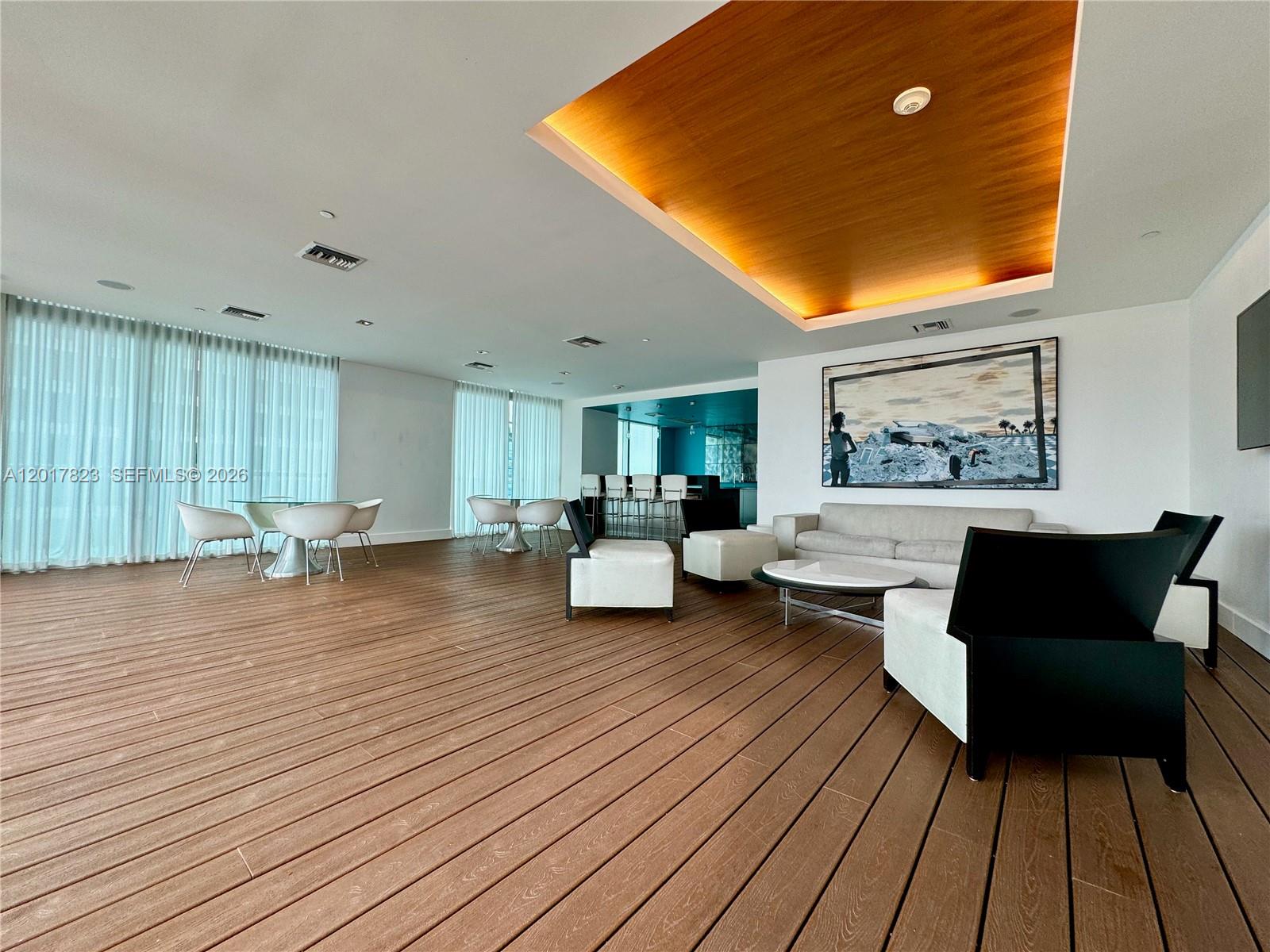 500 BRICKELL EAST CONDO - Residential