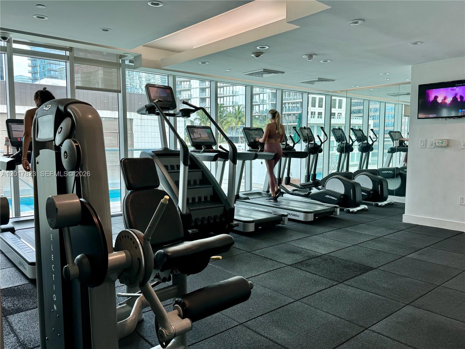 500 BRICKELL EAST CONDO - Residential
