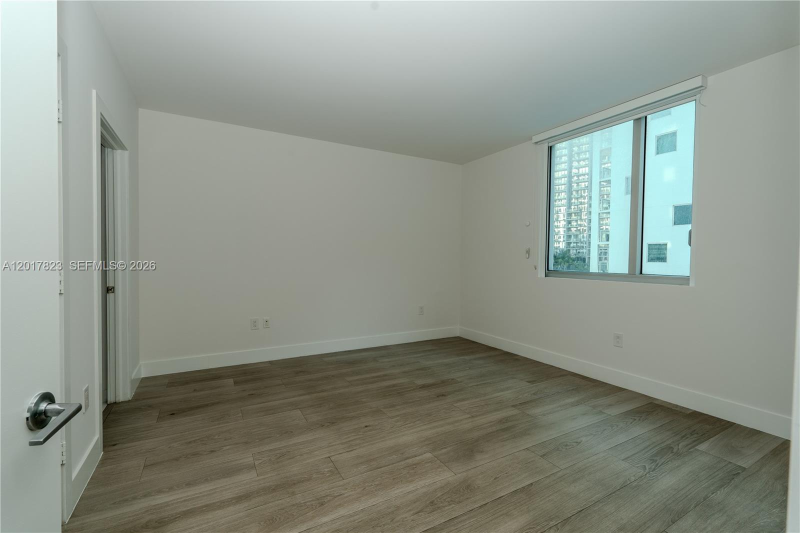 500 BRICKELL EAST CONDO - Residential